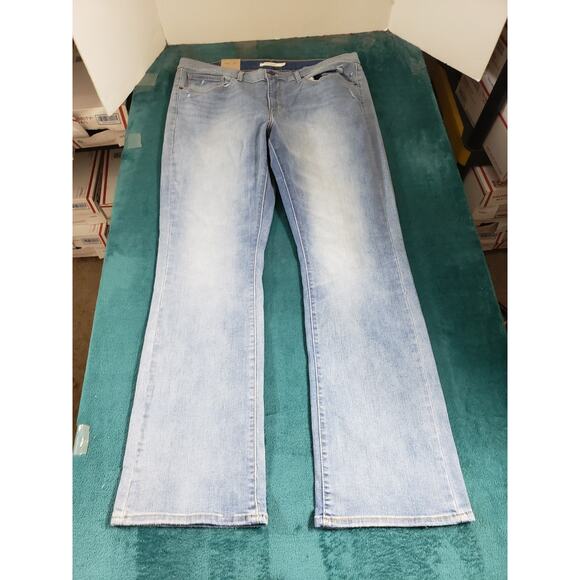 Levis Jeans Size 16 Womens Blue Pants Stretch Denim Mid Rise Classic Bootcut NWT - Picture 2 of 16